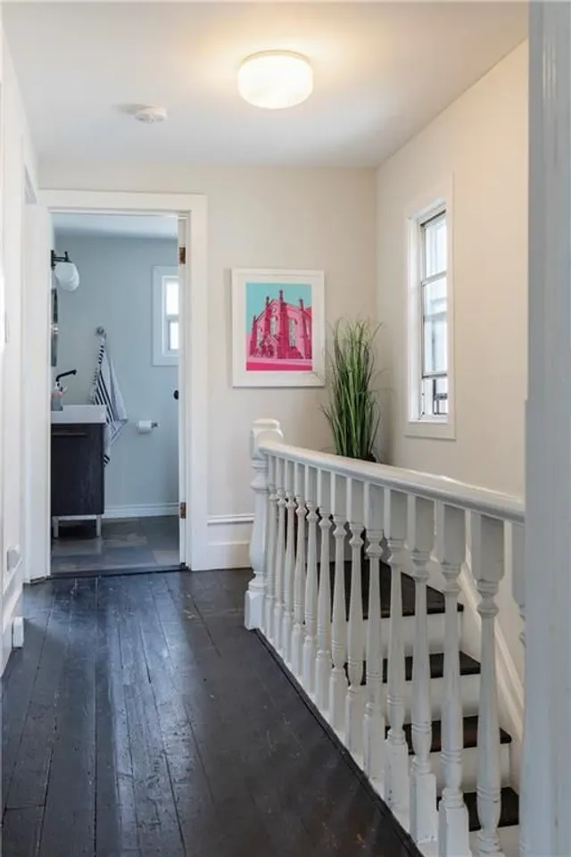 Additional image 25 of 195 ROSSLYN Ave