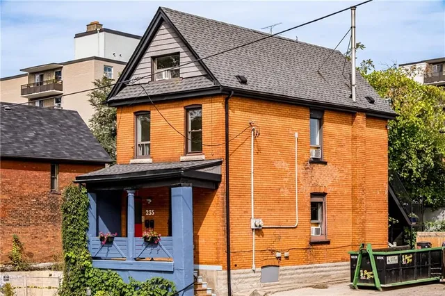 Additional image 4 of 235 YOUNG St