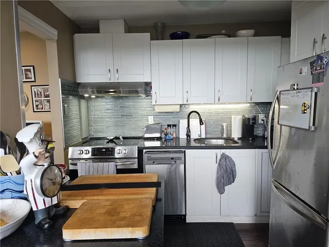 Additional image 6 of 15 ALBRIGHT Rd Unit 1002