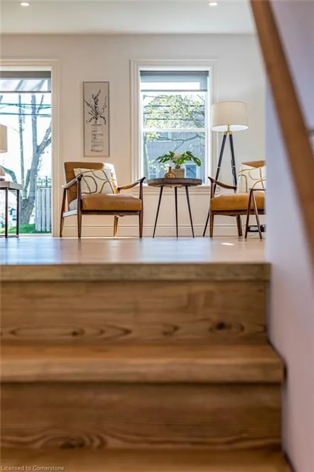 Additional image 20 of 315 Park St