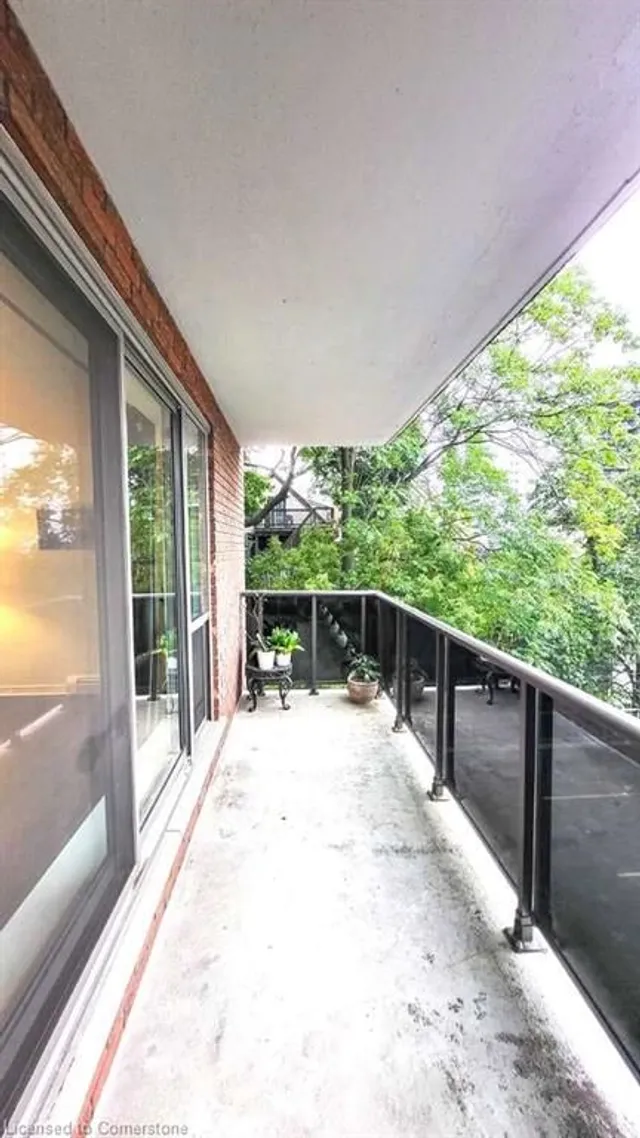 Additional image 18 of 81 Charlton Ave Unit 301