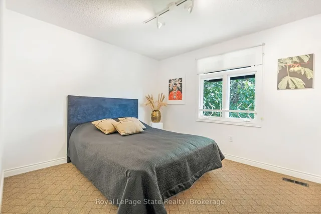 Additional image 30 of 340 Southcote Rd