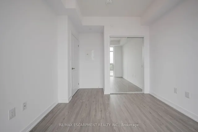 Additional image 22 of 470 Dundas St Unit 1108