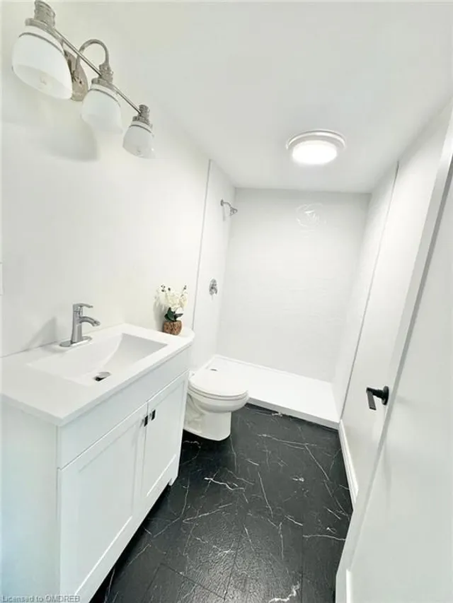 Additional image 10 of 216 Hatt St