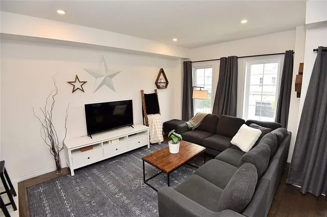 Additional image 10 of 8 SHARP Dr