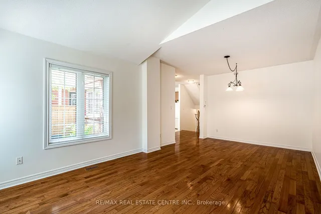 Additional image 16 of 100 Beddoe Dr Unit 7