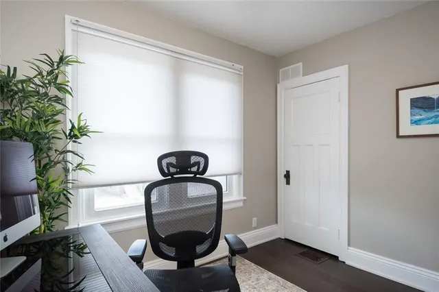 Additional image 31 of 78 GAGE Ave