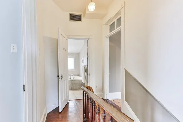 Additional image 18 of 33 MOUNTAIN Ave