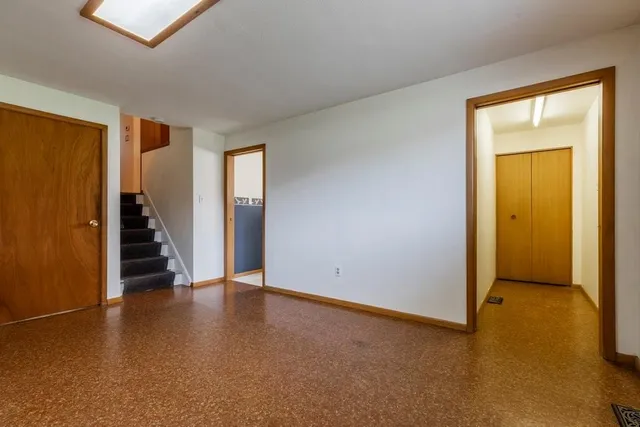 Additional image 18 of 10 VERA Crt