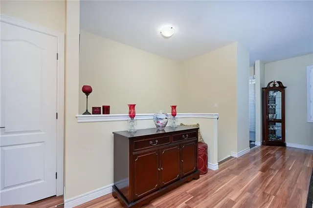 Additional image 16 of 14 MURPHY Lane