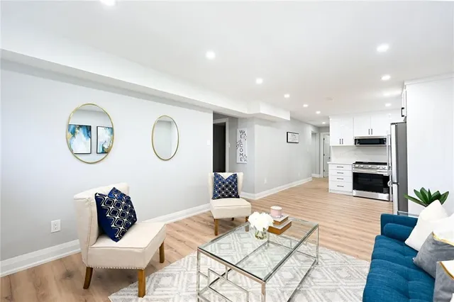 Additional image 26 of 12 SOLOMON Cres