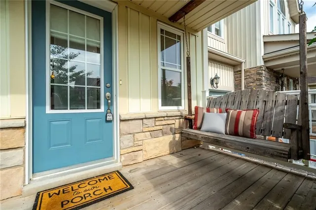 Additional image 3 of 67 GOLDEN IRIS Cres