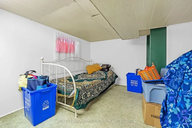 Additional image 21 of 560 Aberdeen Ave