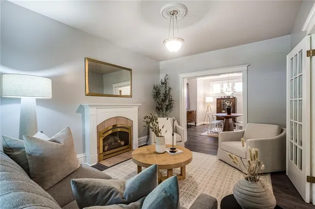 Additional image 7 of 90 BLAKE St