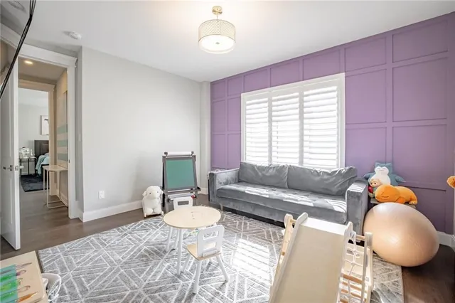 Additional image 27 of 4 LOCKMAN Dr