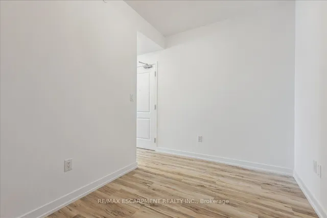 Additional image 20 of 450 Dundas St Unit 1001