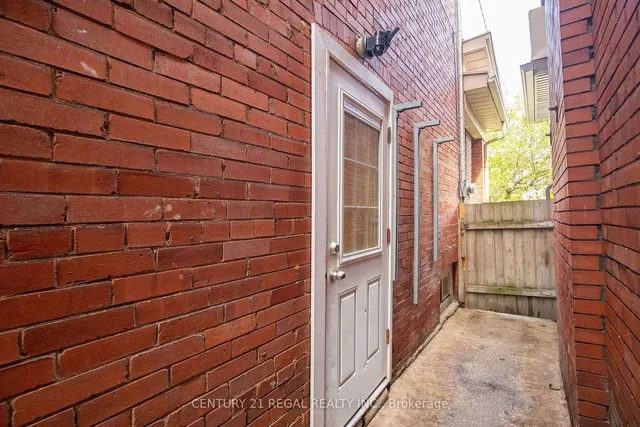 Additional image 29 of 112 Maplewood Ave