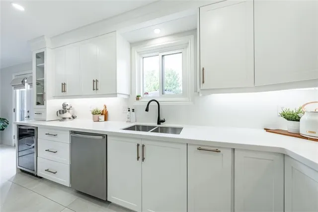 Additional image 12 of 16 BENVENUTO Cres