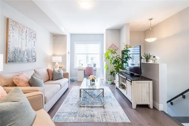 Additional image 6 of 12 MARR Lane