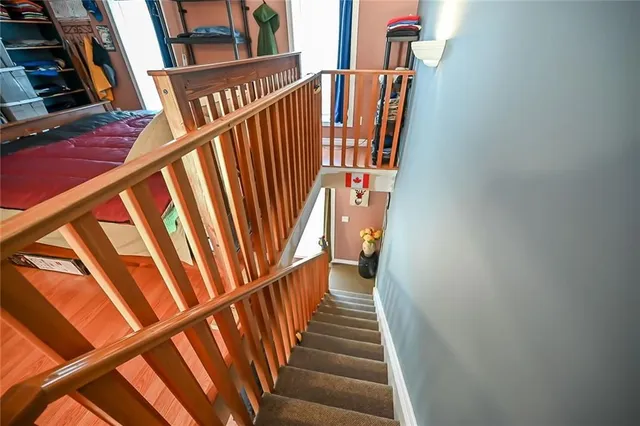 Additional image 28 of 129 LYNDEN Rd