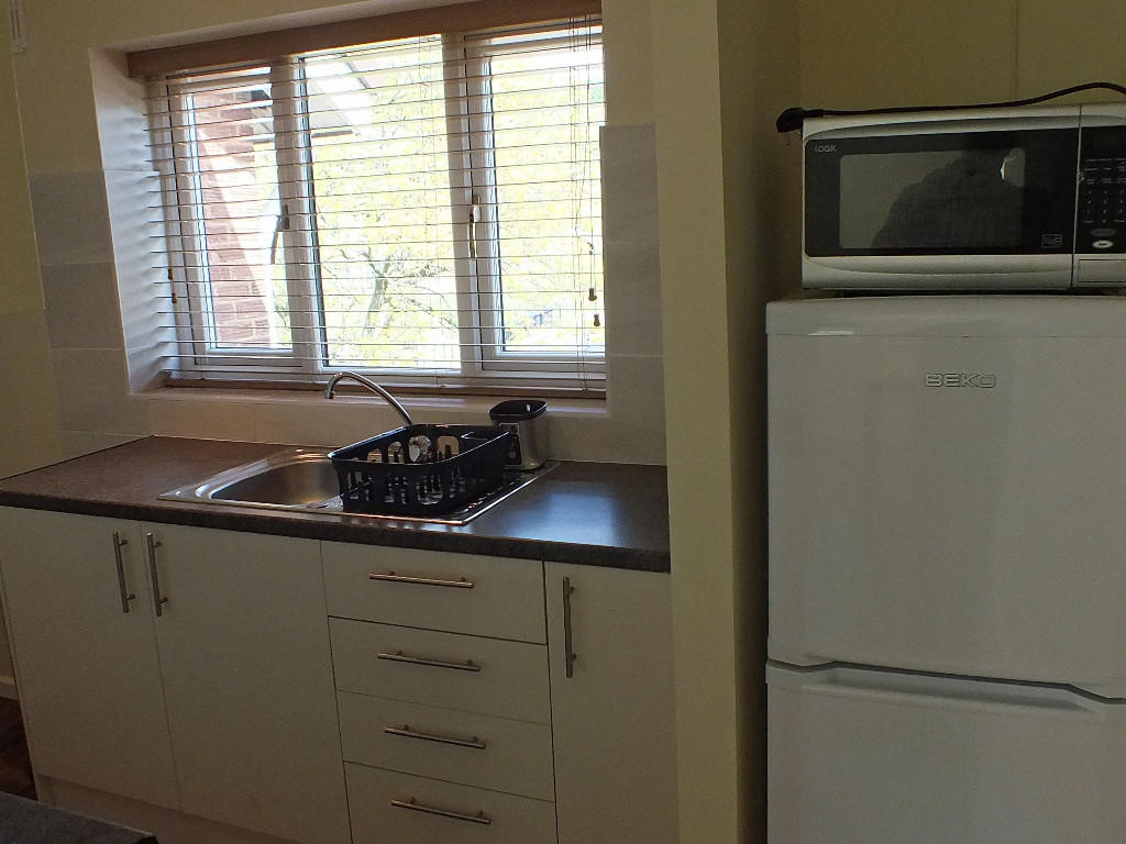 Additional image 10 of Deluxe ensuite student room, in a 2 bed duplex flat, Harborne, Birmingham