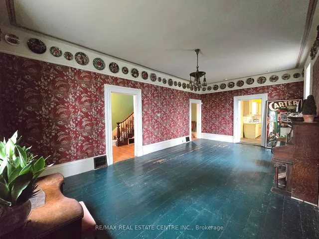 Additional image 8 of 340 Dundas St