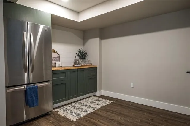 Additional image 38 of 120 PEER Crt