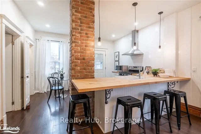 Additional image 14 of 162 AVONDALE St