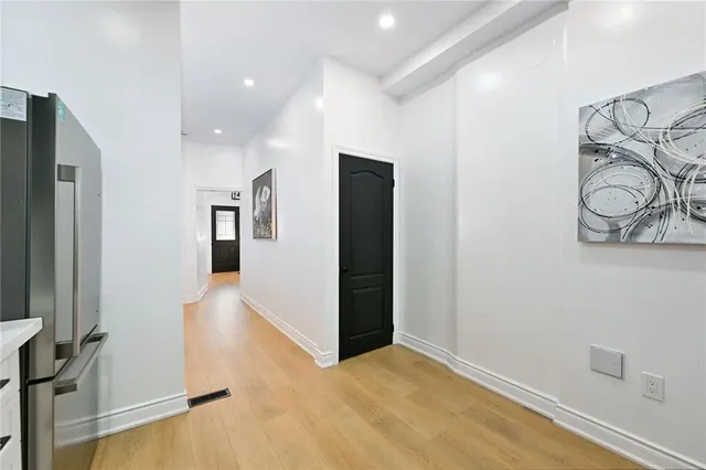 Additional image 20 of 58 GIBSON Ave