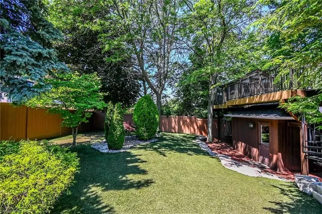 Additional image 43 of 76 Adriatic Blvd