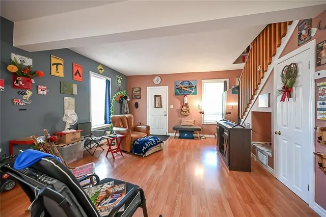 Additional image 21 of 129 LYNDEN Rd