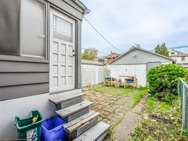 Additional image 35 of 34 Fairview Ave