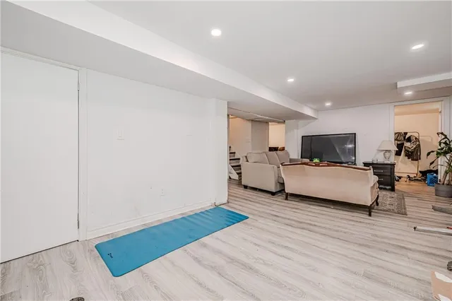 Additional image 20 of 1650 KING St