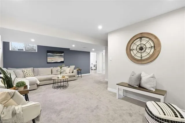 Additional image 33 of 4 Thornbury Crt