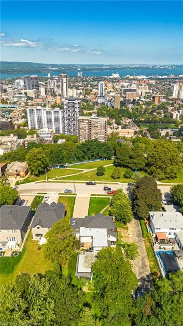 Additional image 15 of 182 Concession St