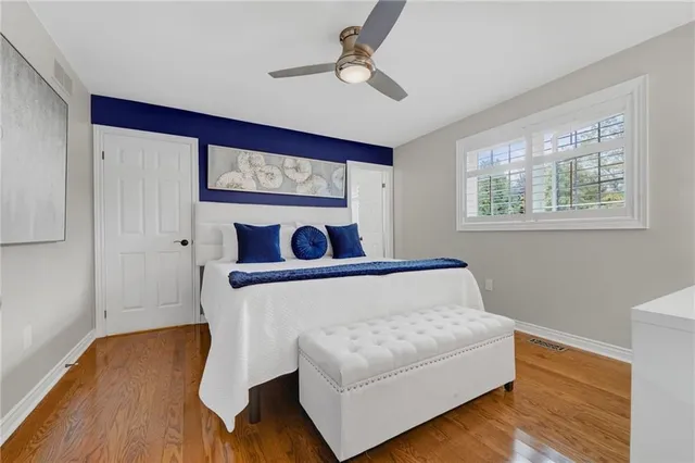 Additional image 29 of 524 CALDER St