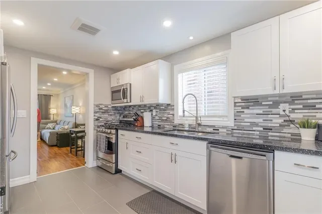 Additional image 11 of 195 KENSINGTON Ave