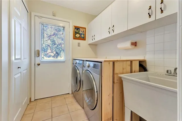 Additional image 23 of 210 BLUEBELL Cres