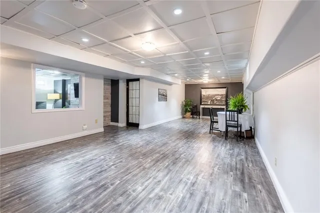 Additional image 26 of 19 VANSTRAALEN St