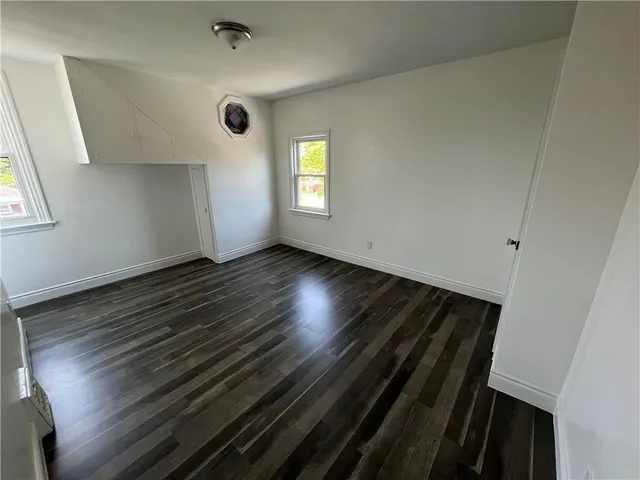 Additional image 17 of 801 UPPER WELLINGTON St