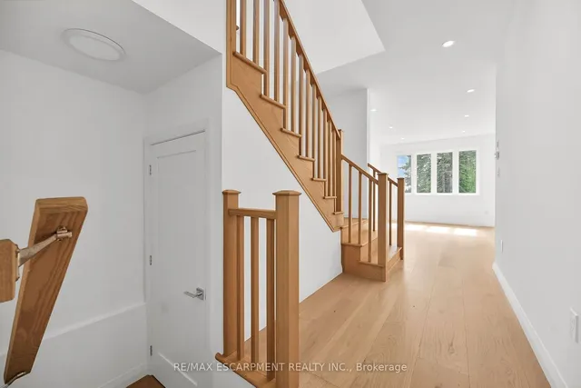 Additional image 9 of 35 Kingfisher Dr