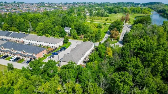 Additional image 43 of 90 REDCEDAR Cres