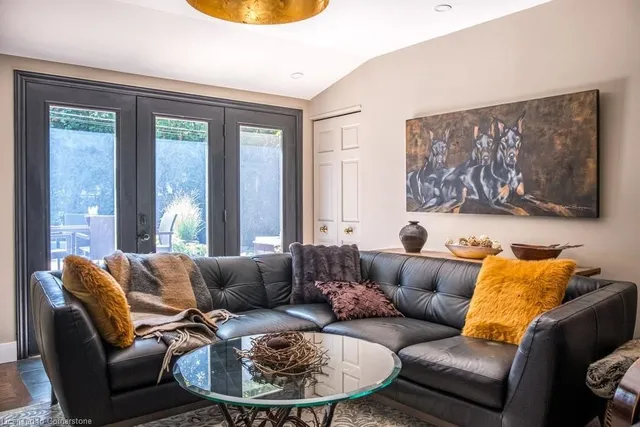 Additional image 20 of 858 Montgomery Dr