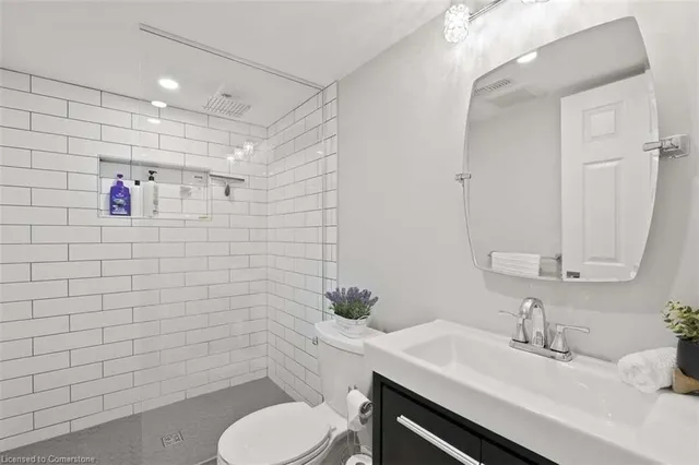 Additional image 30 of 4 Thornbury Crt