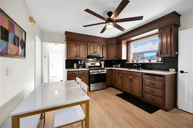 Additional image 12 of 8 LAMPTON Pl