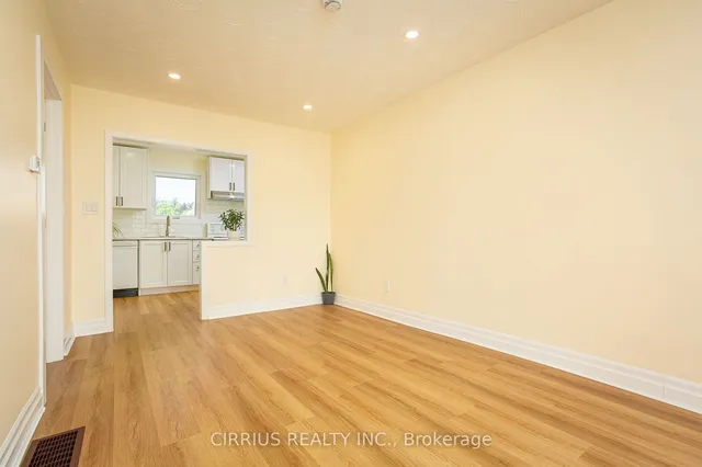 Additional image 14 of 48 East 18th St