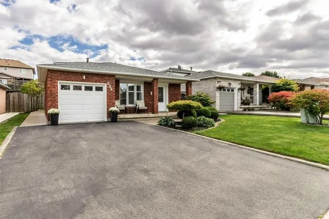 Additional image 4 of 698 ACADIA Dr