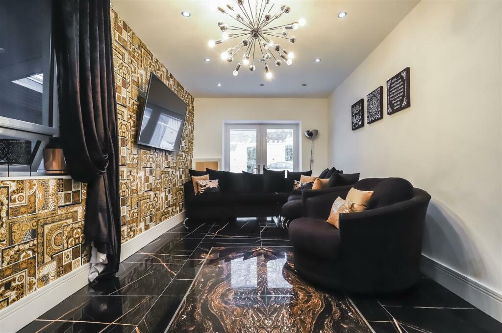 Additional image 38 of Manchester Road, Accrington