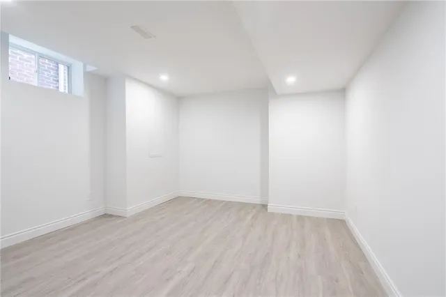 Additional image 36 of 39 AVANTI Cres