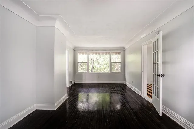 Additional image 10 of 170 LAKE Ave